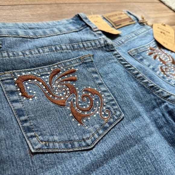 Vintage Richcow Y2K Capri Jeans | Size 3 | New with Tags - Picture 5 of 5